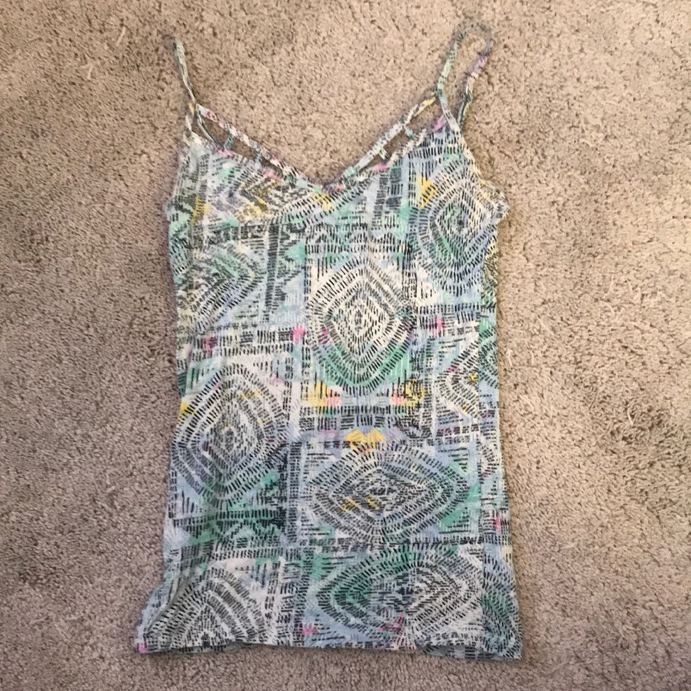 Cute cut-out tank